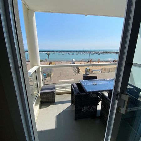 Appartement Vue Sur Mer Et Le Port Jard-sur-Mer Luaran gambar